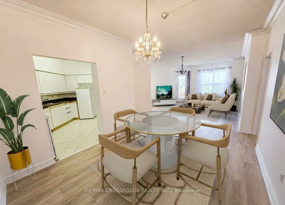 9, Chalmers, Doncrest, Richmond Hill