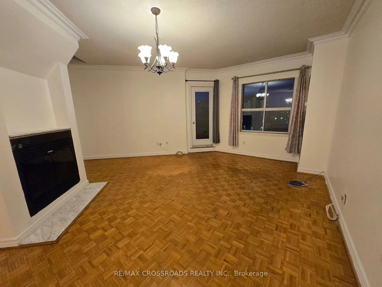 9, Chalmers, Doncrest, Richmond Hill