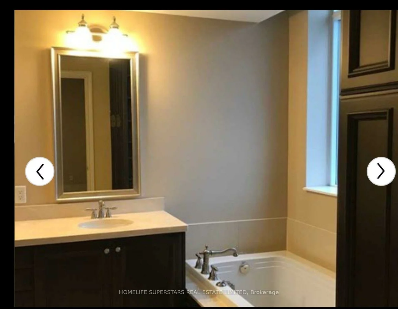 10101, Yonge, Crosby, Richmond Hill