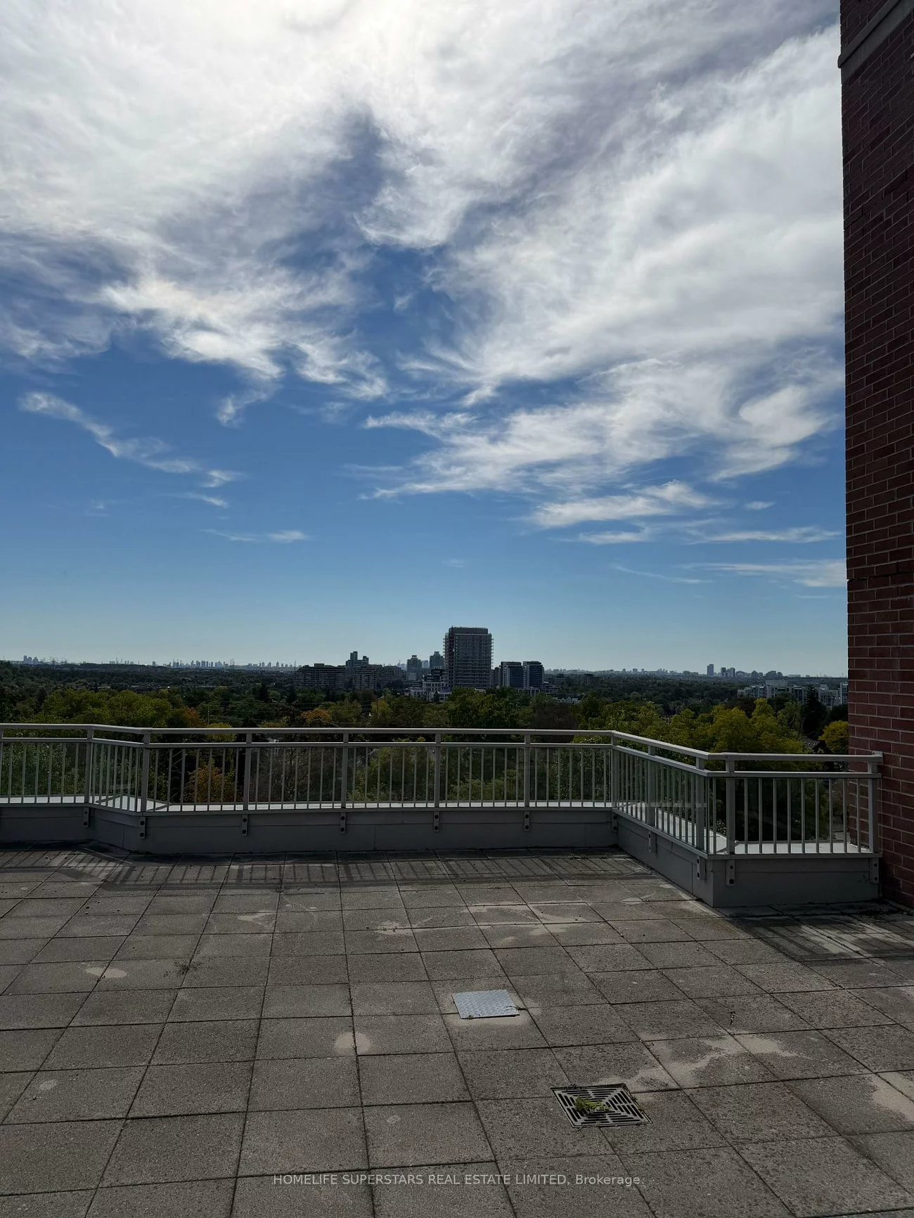 10101, Yonge, Crosby, Richmond Hill