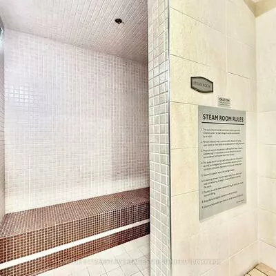 10101, Yonge, Crosby, Richmond Hill