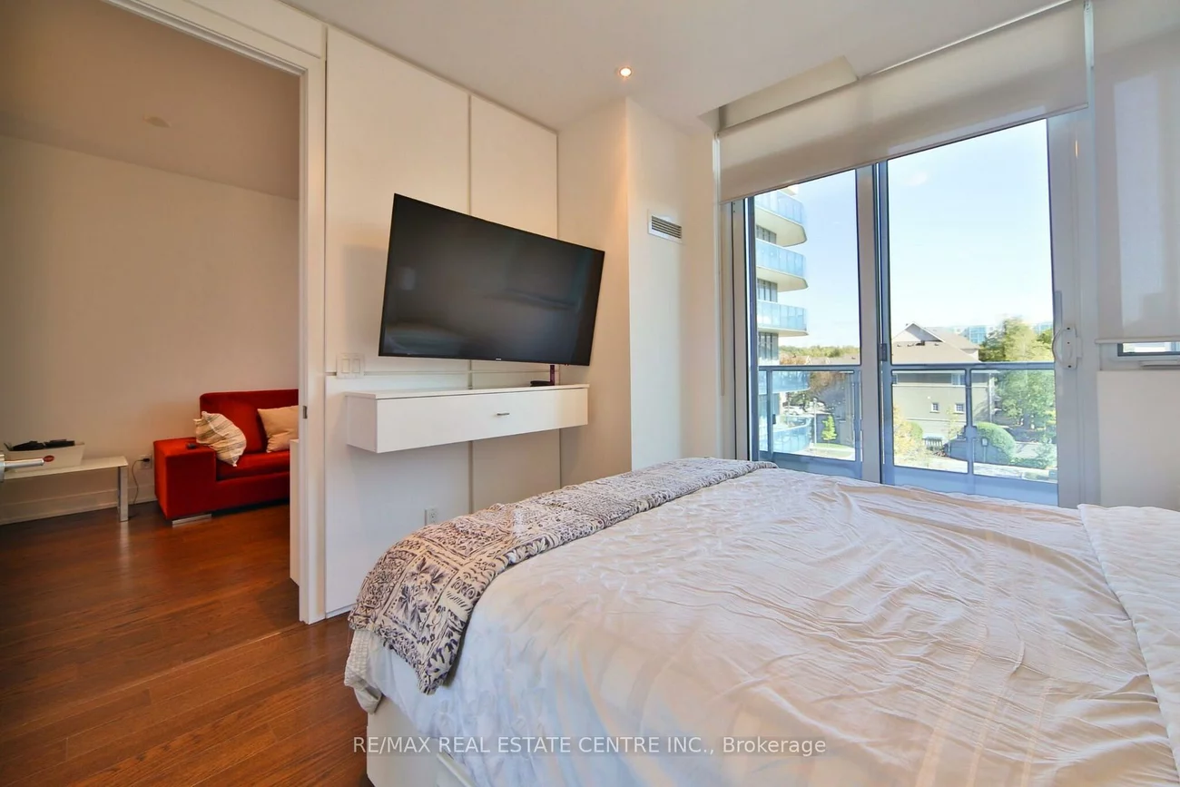 9471, Yonge, Observatory, Richmond Hill