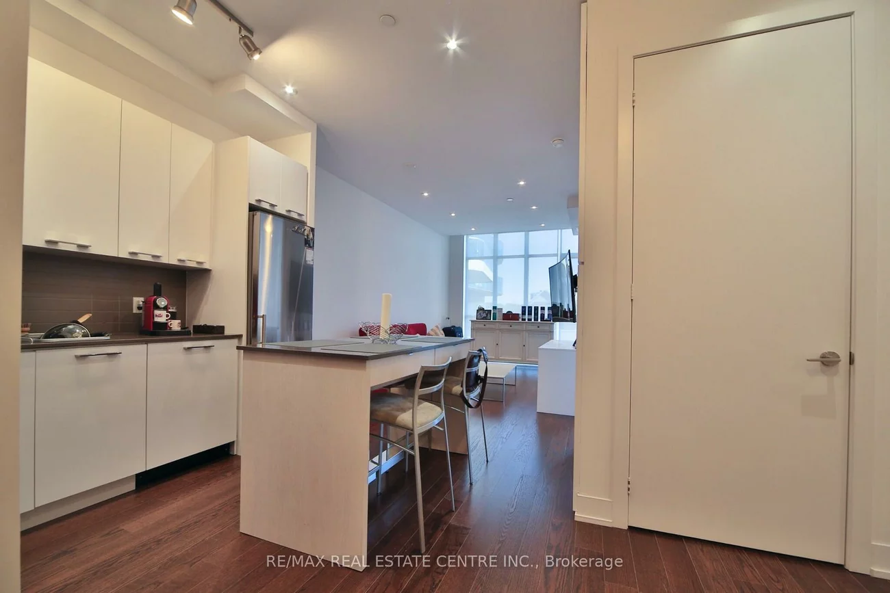 9471, Yonge, Observatory, Richmond Hill