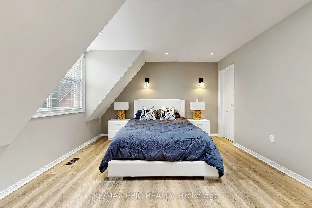 75, Weldrick, Observatory, Richmond Hill