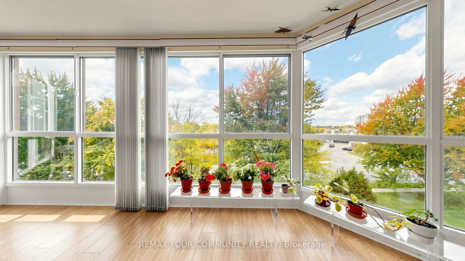 5, Weldrick, North Richvale, Richmond Hill