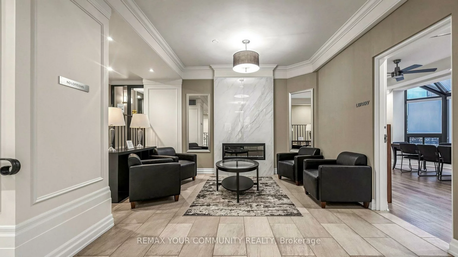 5, Weldrick, North Richvale, Richmond Hill