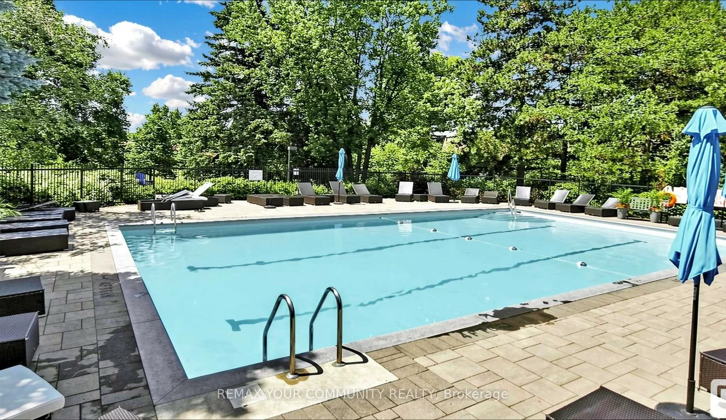 5, Weldrick, North Richvale, Richmond Hill