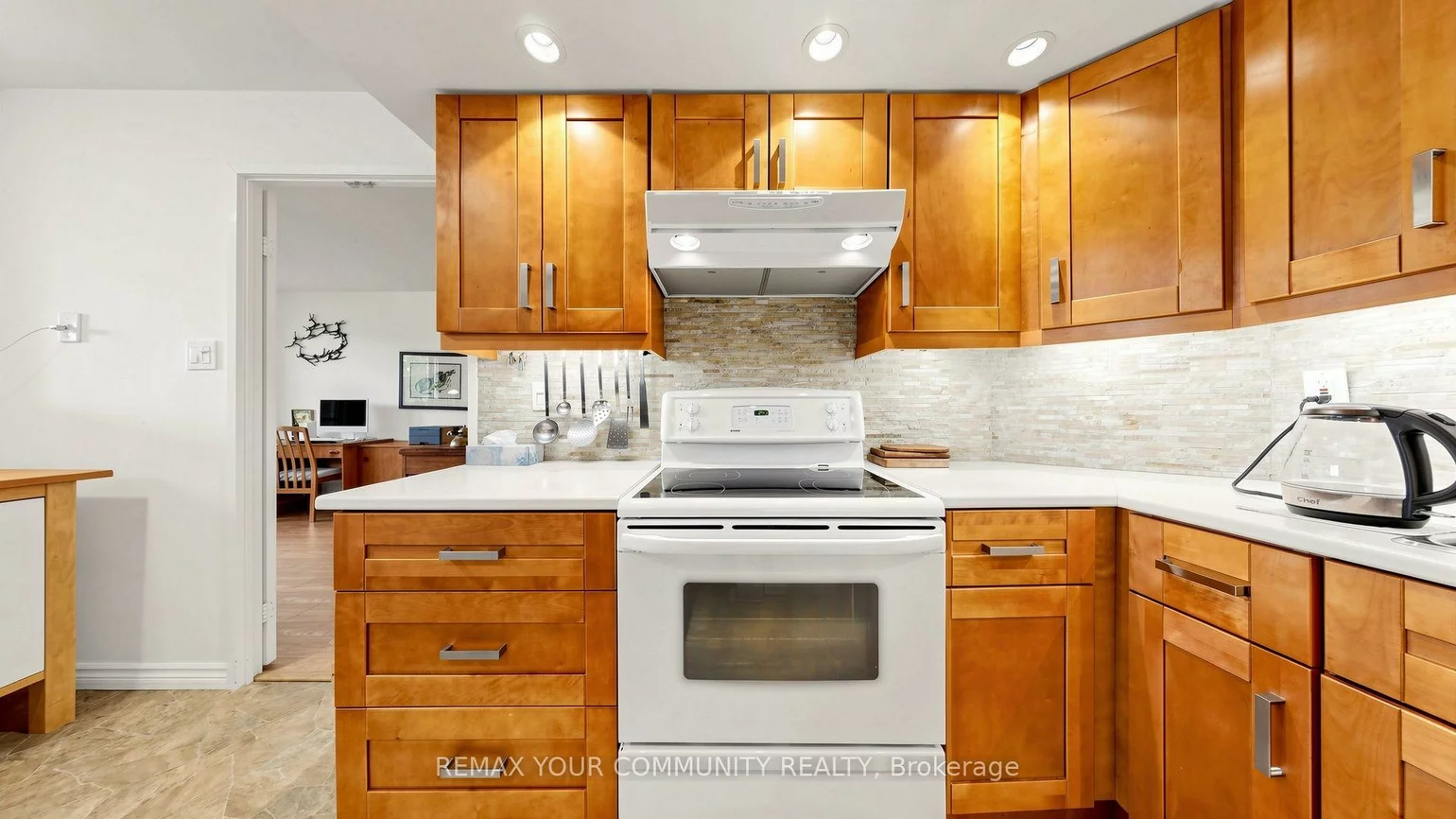 5, Weldrick, North Richvale, Richmond Hill
