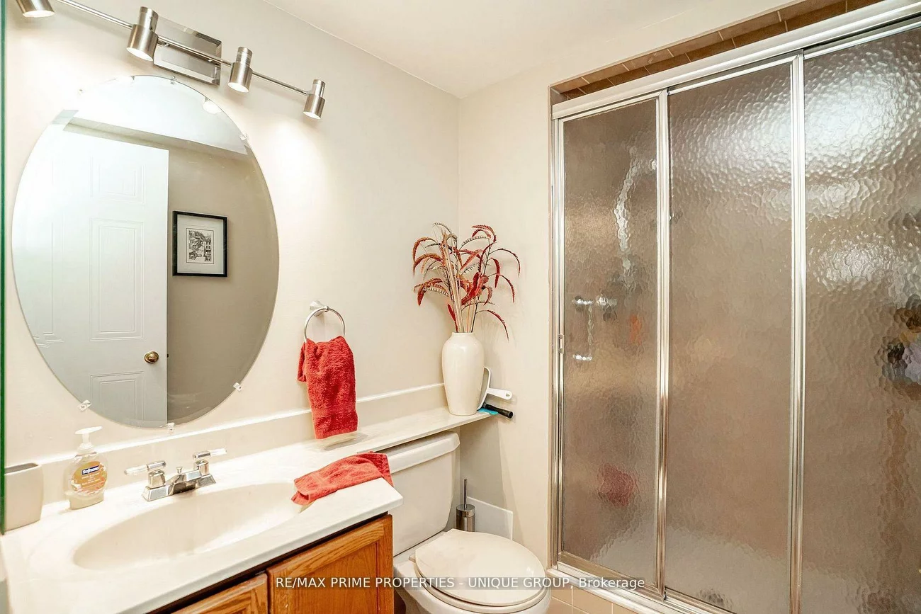 33, Weldrick, Observatory, Richmond Hill