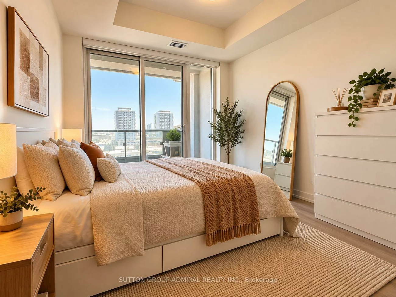 8868, Yonge, South Richvale, Richmond Hill