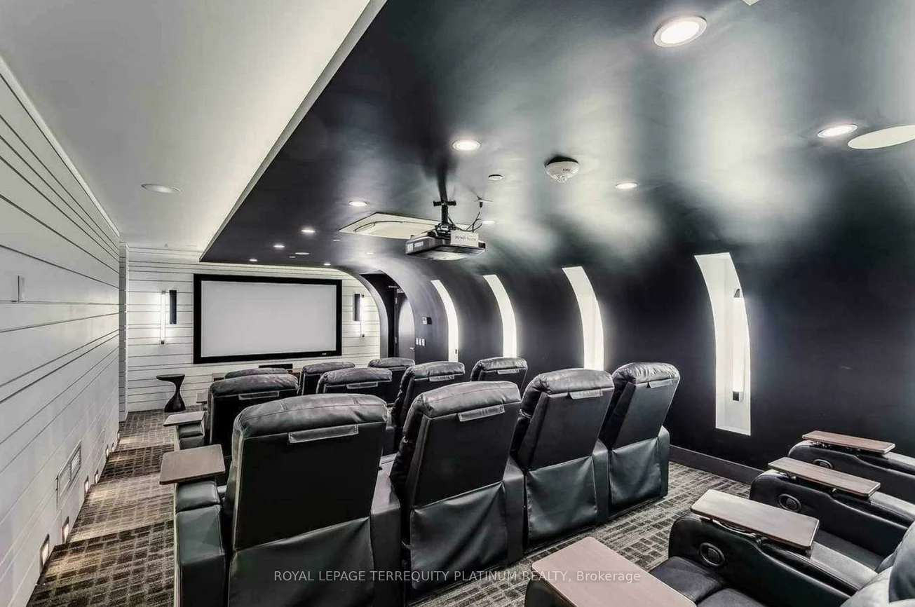 9471, Yonge, Observatory, Richmond Hill