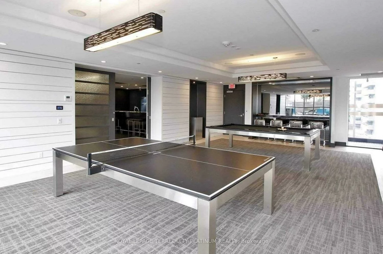 9471, Yonge, Observatory, Richmond Hill