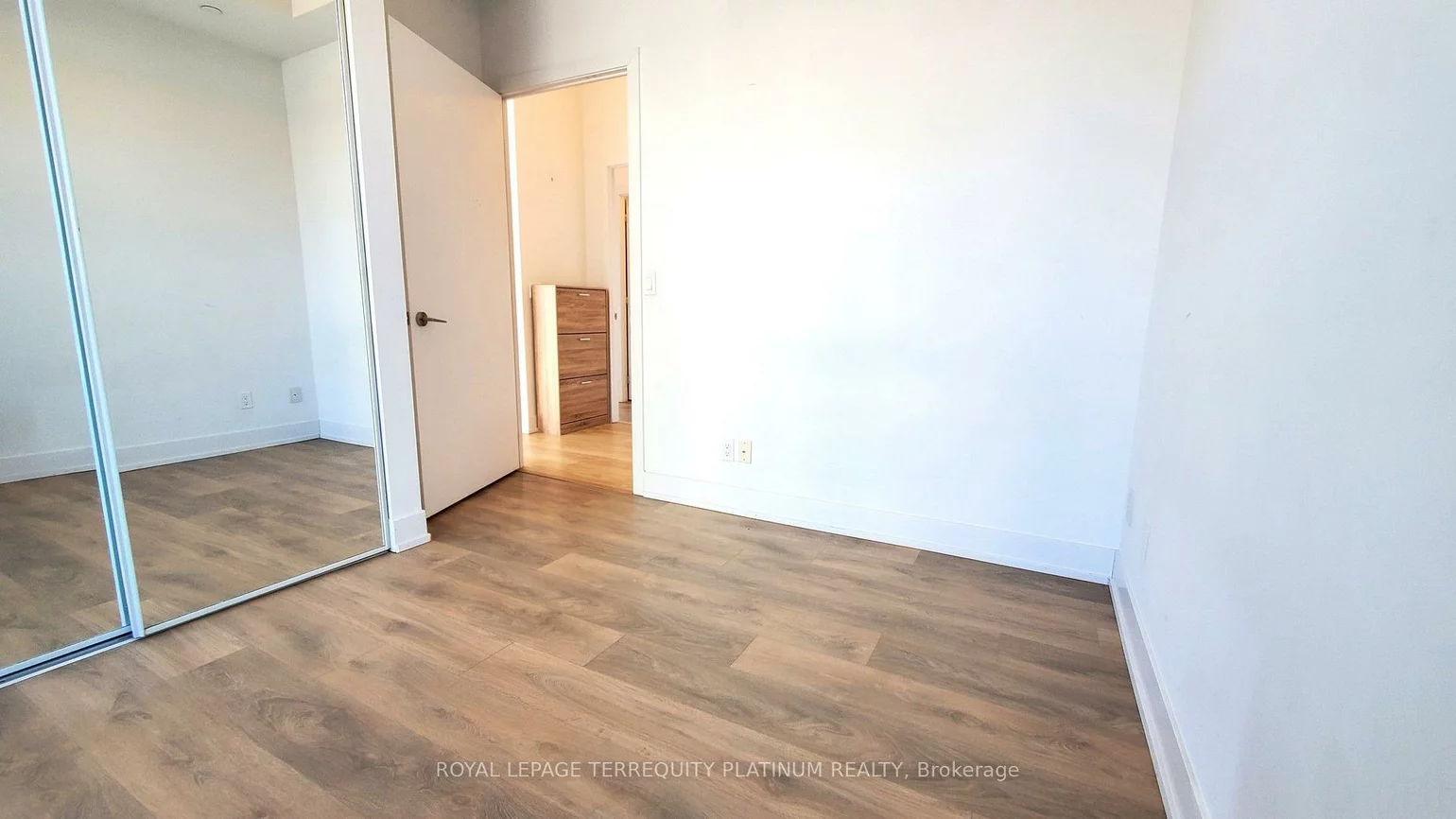 9471, Yonge, Observatory, Richmond Hill