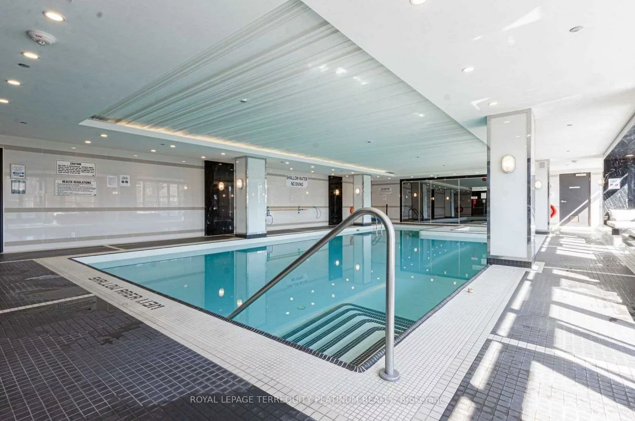9471, Yonge, Observatory, Richmond Hill