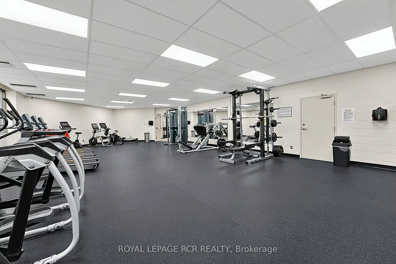 5, Weldrick, North Richvale, Richmond Hill