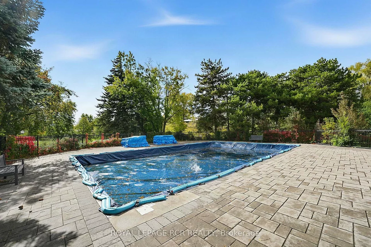 5, Weldrick, North Richvale, Richmond Hill