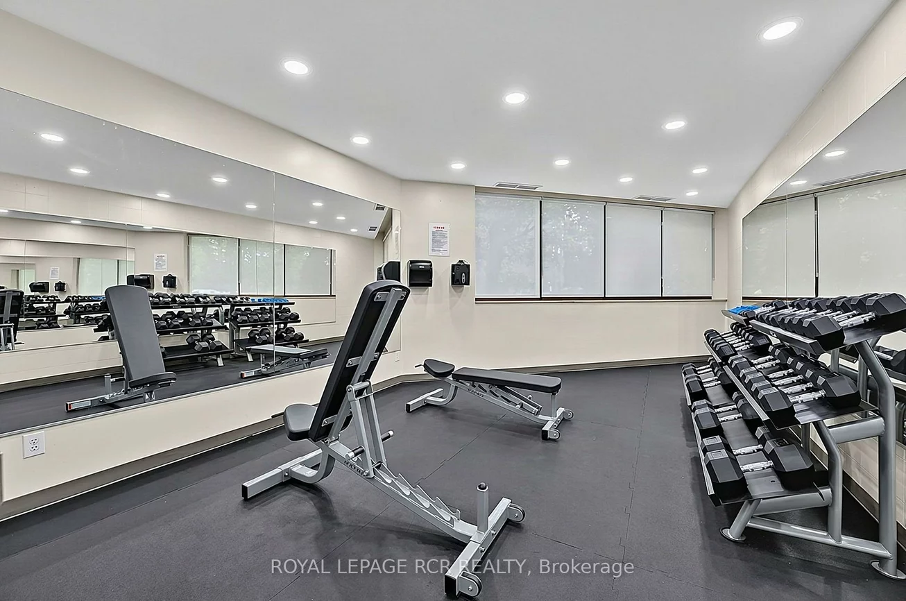 5, Weldrick, North Richvale, Richmond Hill