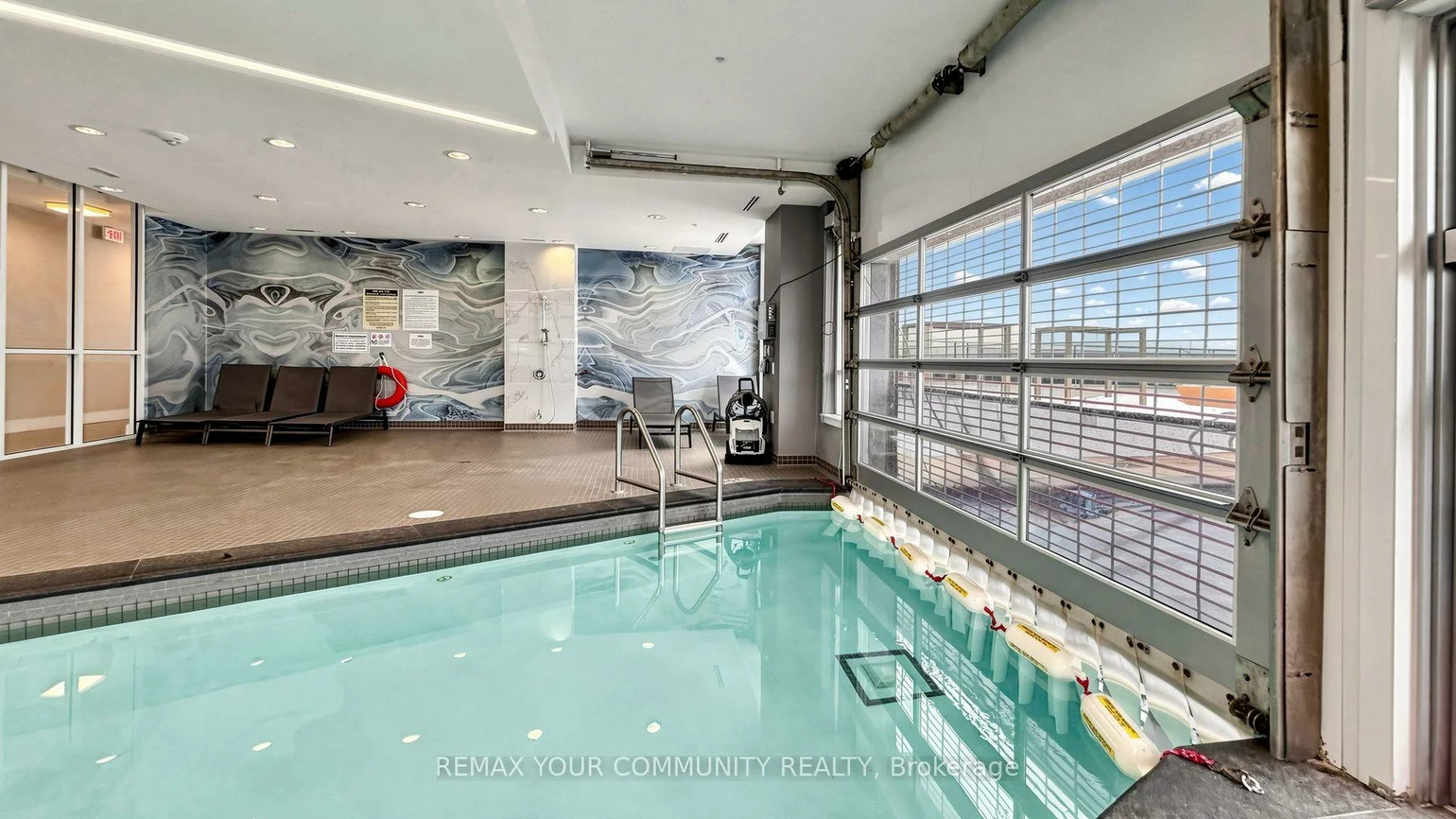 9201, Yonge, Langstaff, Richmond Hill