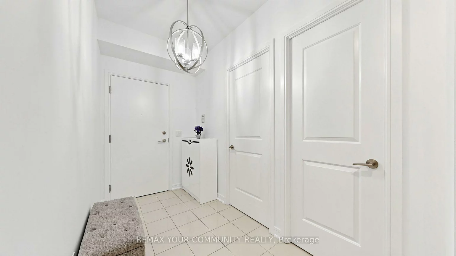 9201, Yonge, Langstaff, Richmond Hill