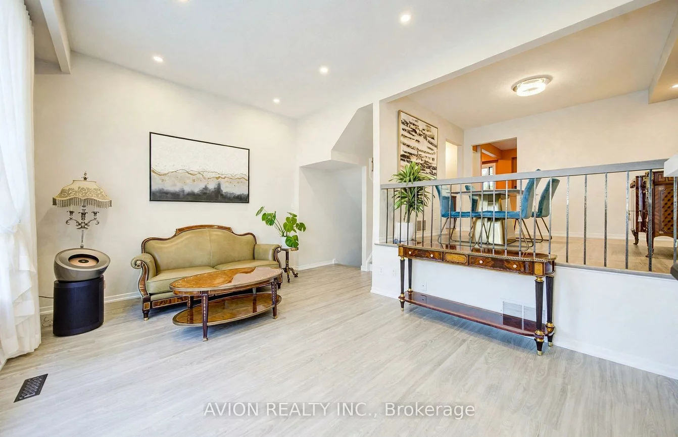 11, Plaisance, North Richvale, Richmond Hill