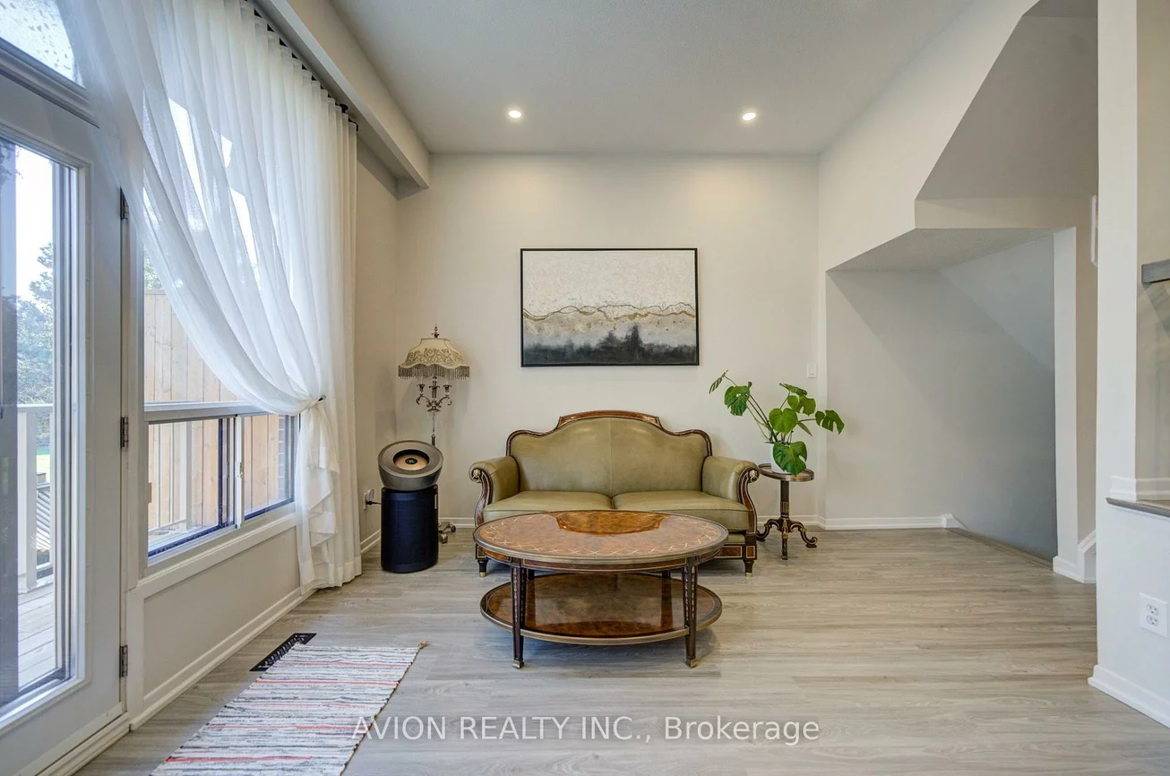 11, Plaisance, North Richvale, Richmond Hill
