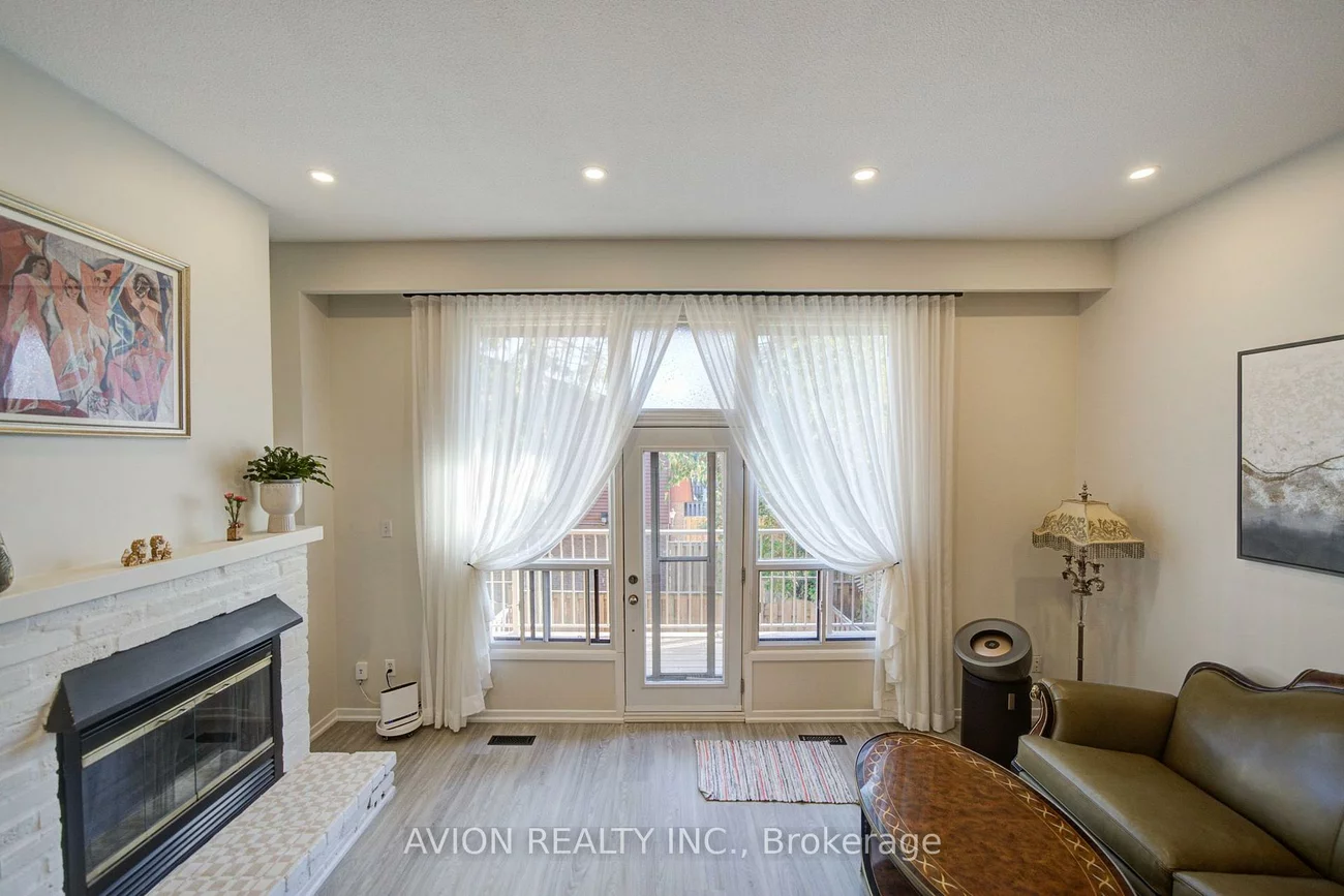 11, Plaisance, North Richvale, Richmond Hill