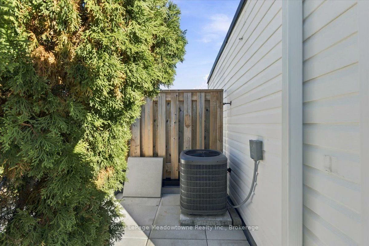 75, Weldrick, Observatory, Richmond Hill