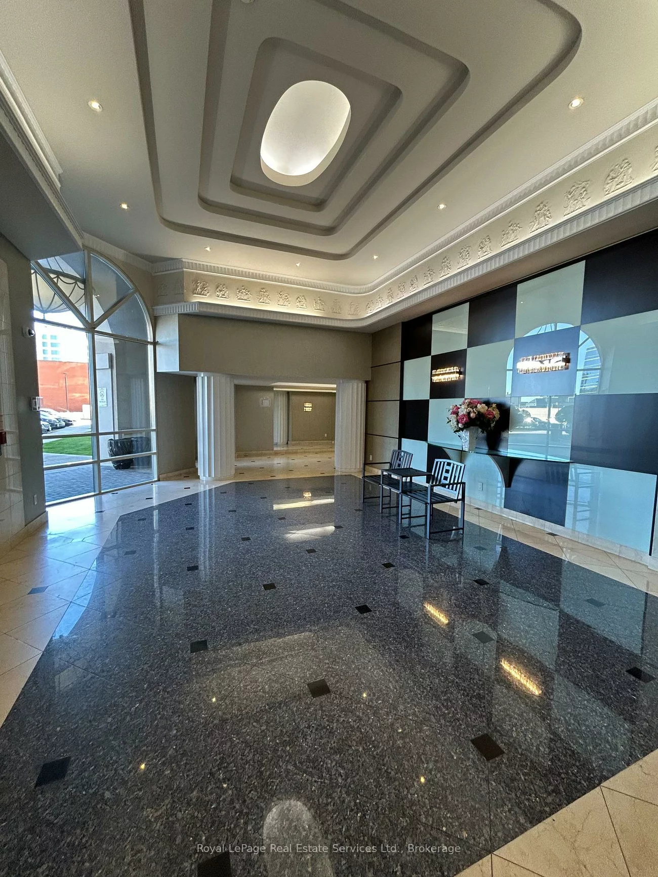 9015, Leslie, Beaver Creek Business Park, Richmond Hill