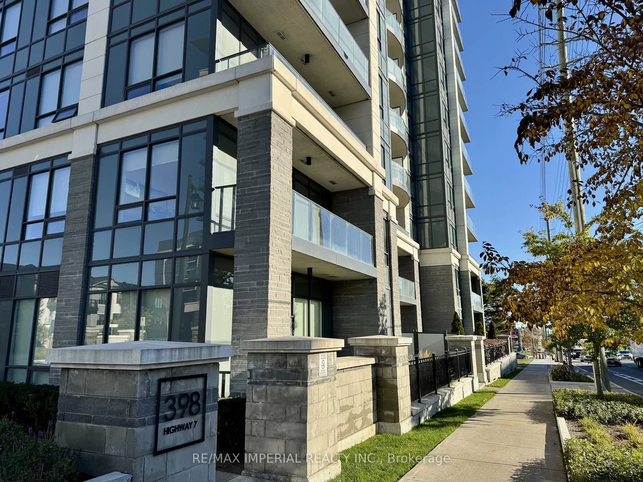 398, Highway 7, Doncrest, Richmond Hill