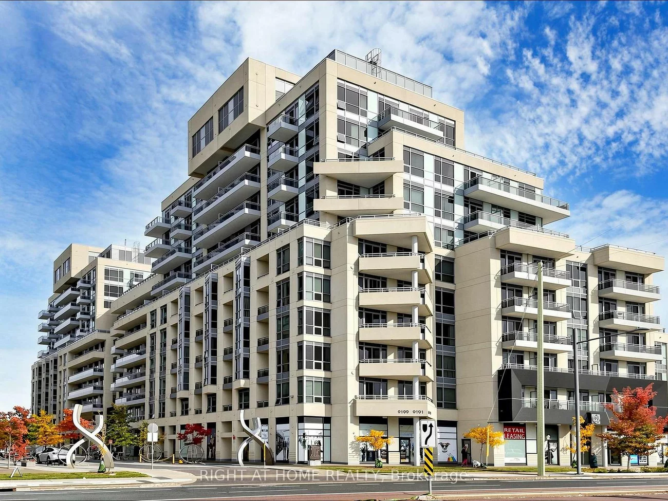 9191, Yonge, Langstaff, Richmond Hill