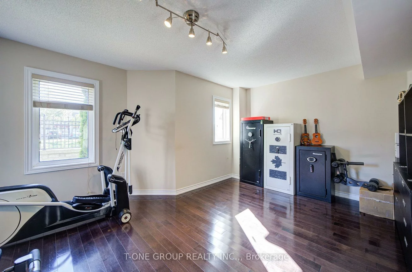 9133, Bayview, Doncrest, Richmond Hill