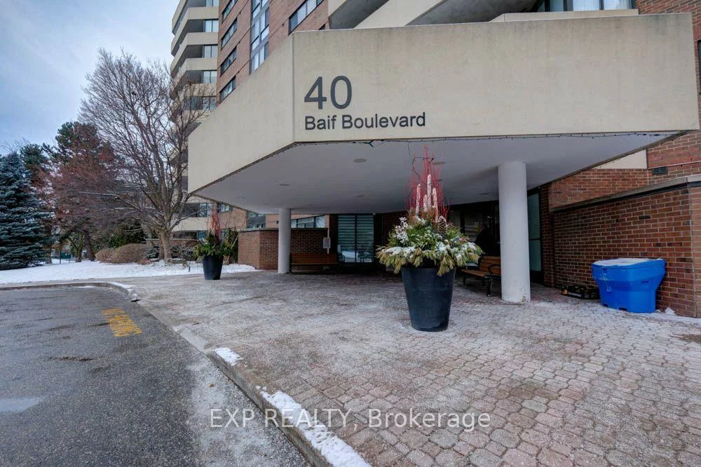 40, Baif, North Richvale, Richmond Hill