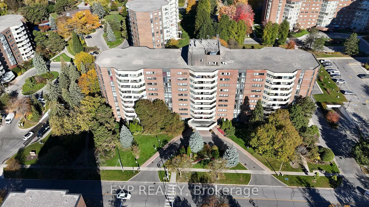 40, Baif, North Richvale, Richmond Hill