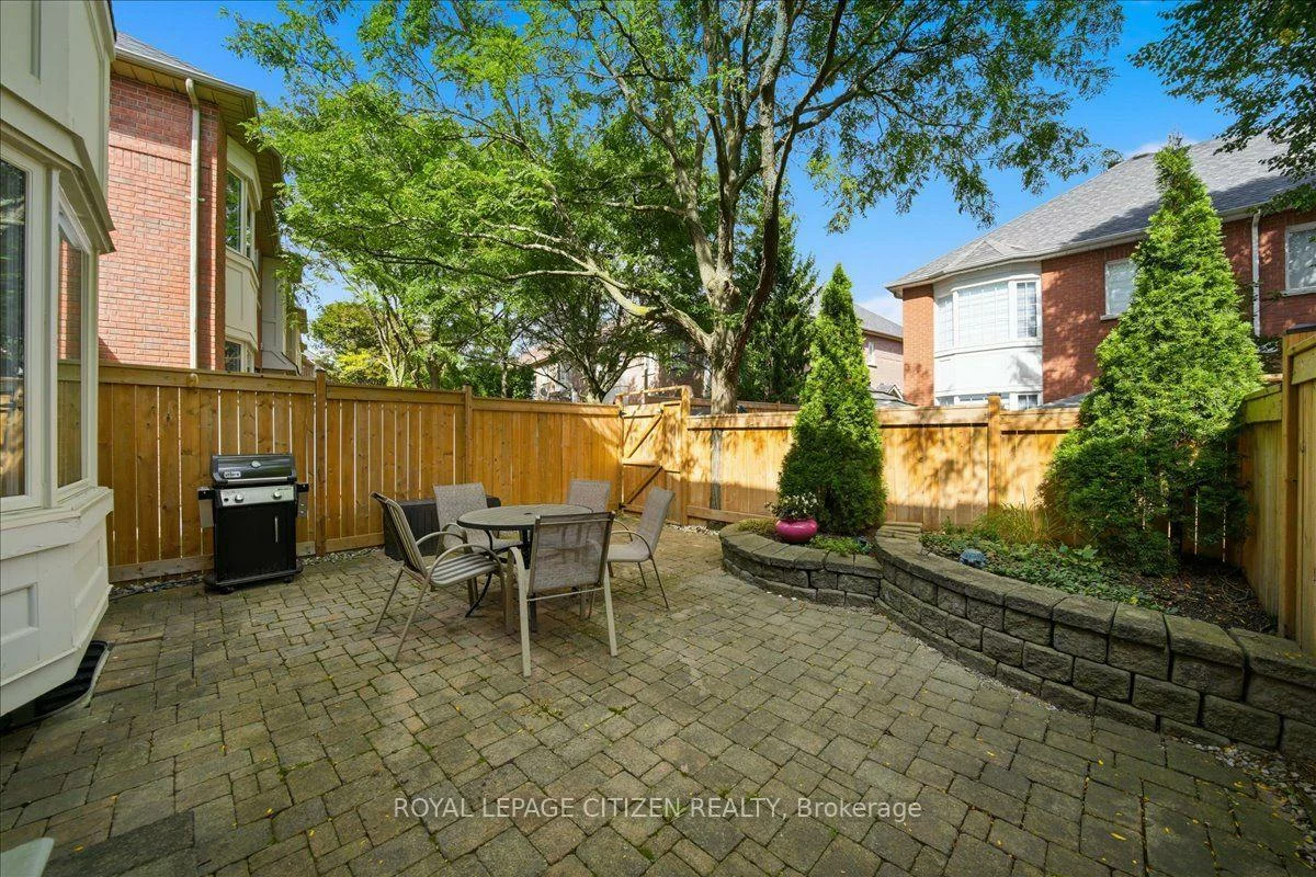 255, Shaftsbury, Westbrook, Richmond Hill
