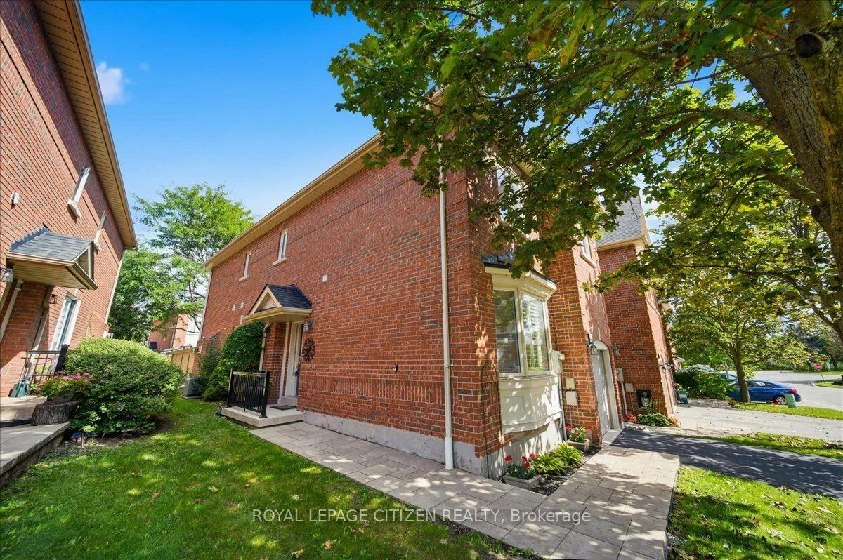 255, Shaftsbury, Westbrook, Richmond Hill