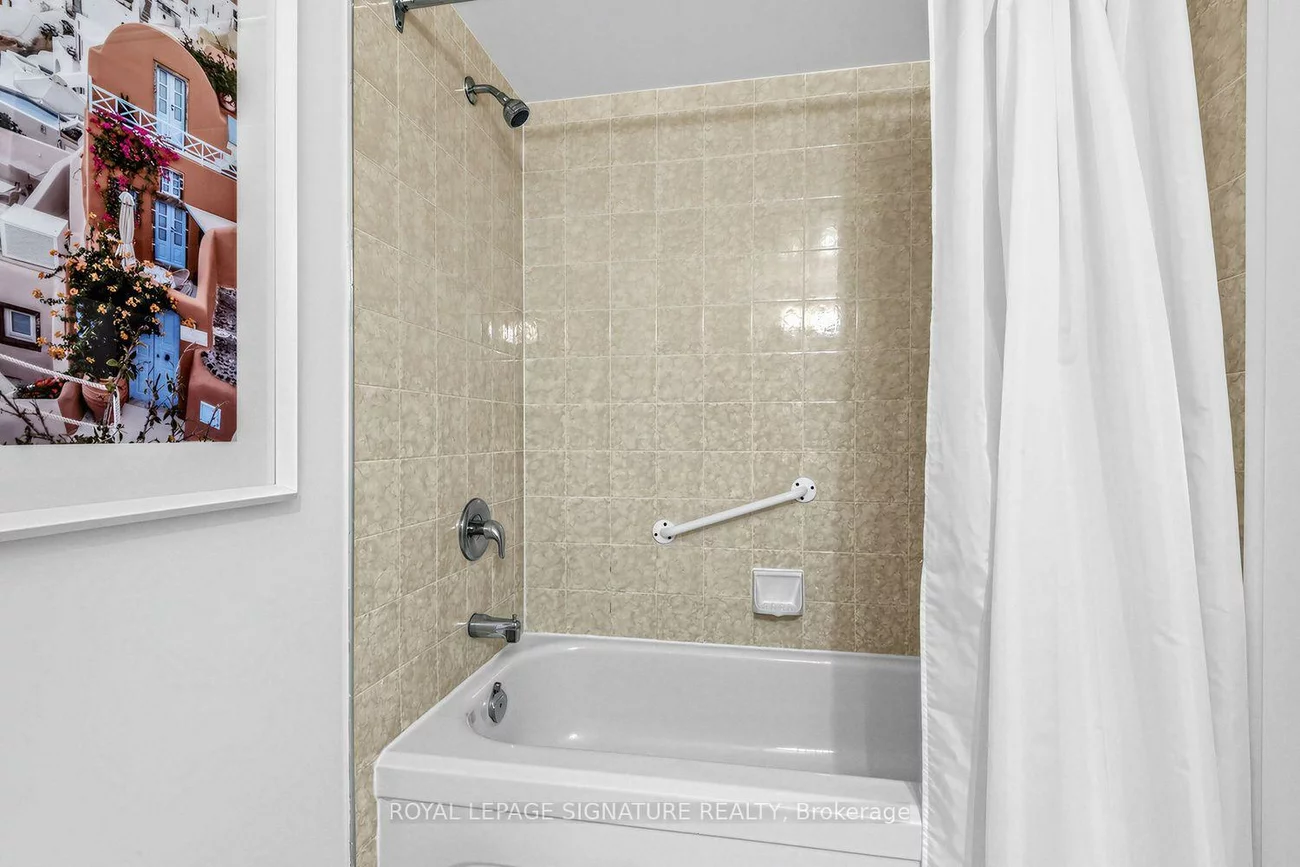 20, Baif, North Richvale, Richmond Hill
