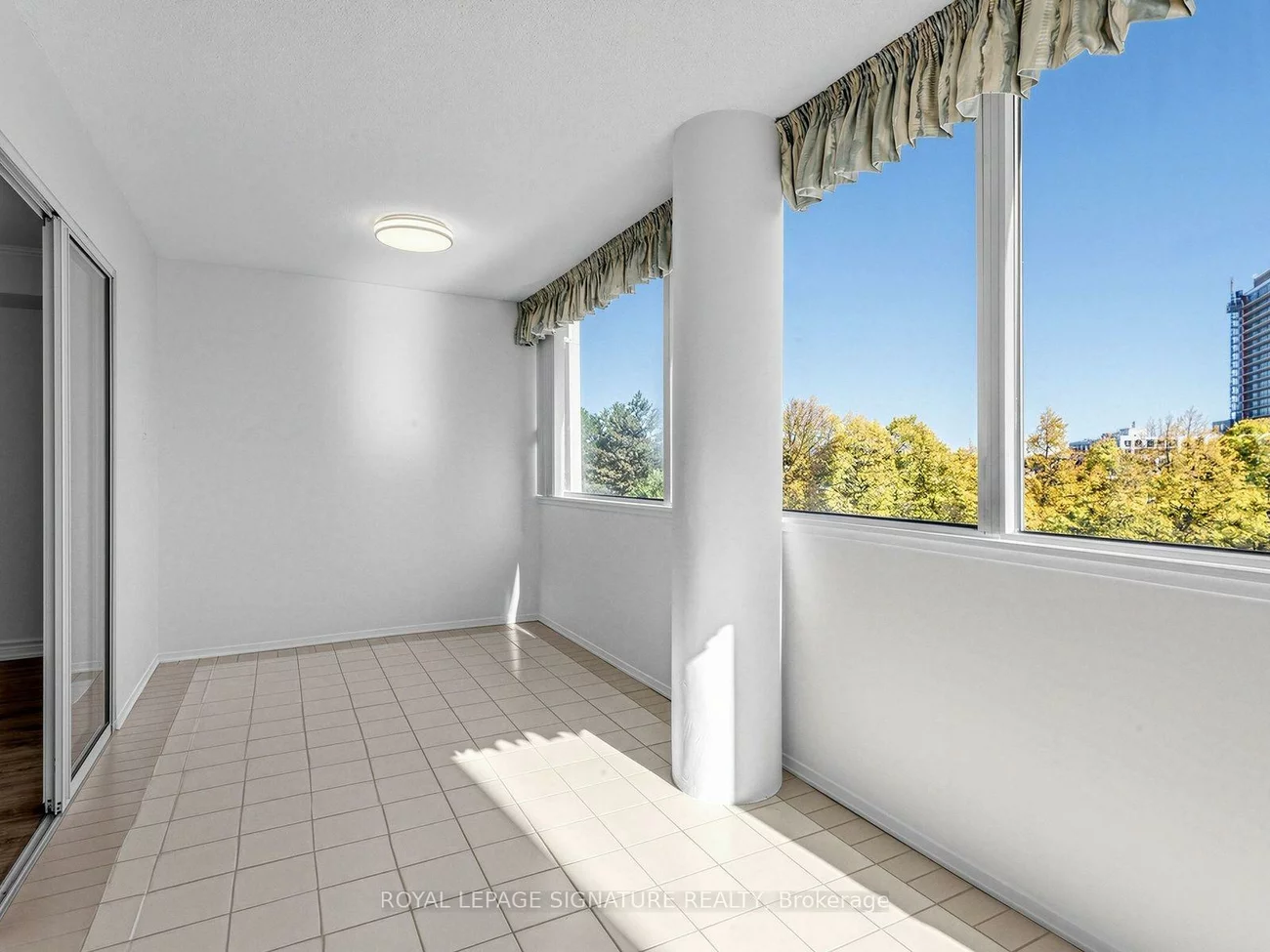 20, Harding, North Richvale, Richmond Hill