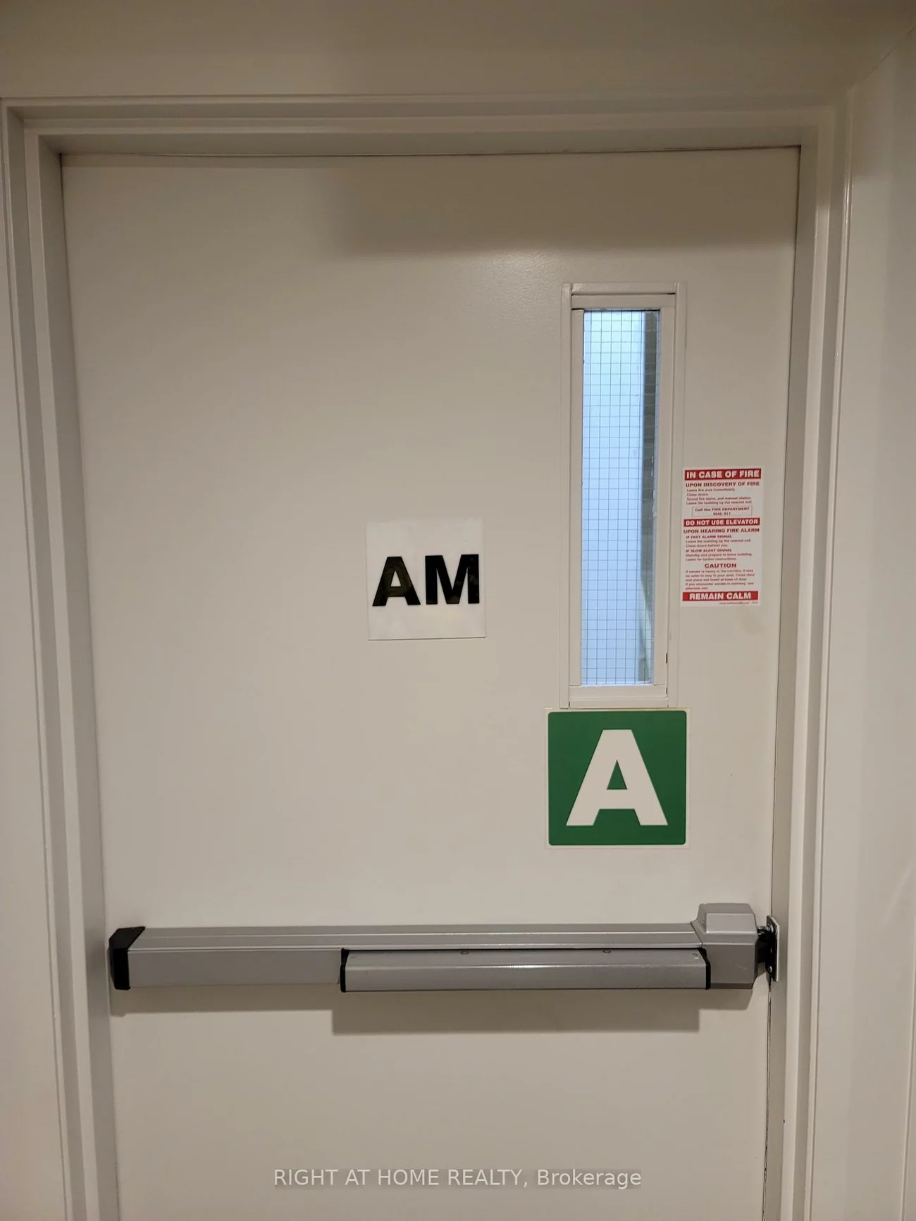 3, Rean, Bayview Village, Toronto