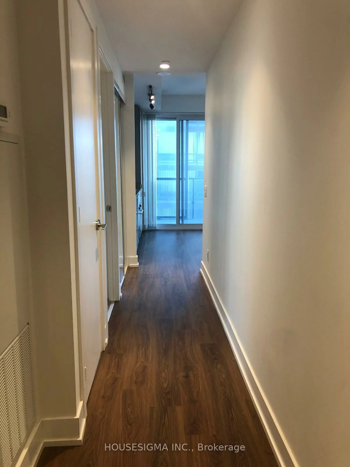 7, Grenville, Bay Street Corridor, Toronto