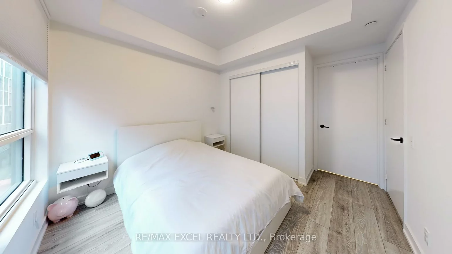 108, Peter, Waterfront Communities C1, Toronto