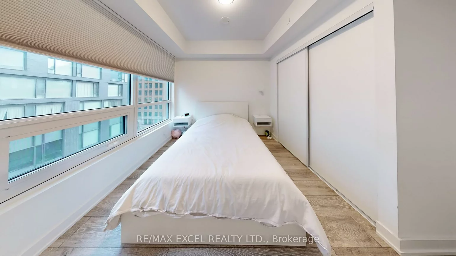 108, Peter, Waterfront Communities C1, Toronto