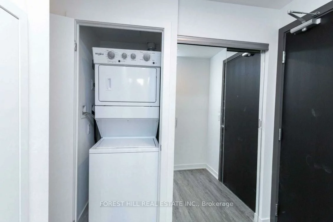 1, Cardiff, Mount Pleasant East, Toronto