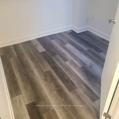 861, Sheppard, Clanton Park, Toronto