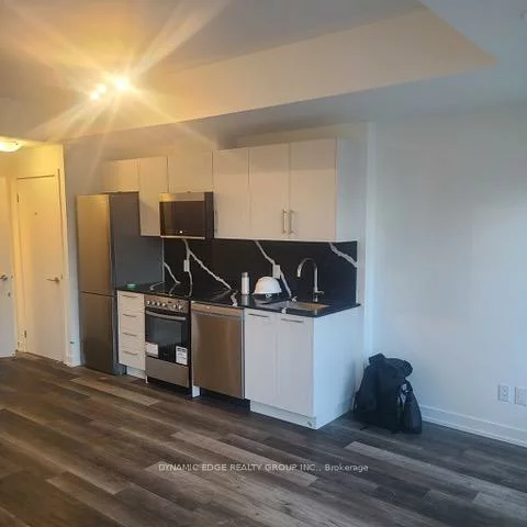 861, Sheppard, Clanton Park, Toronto