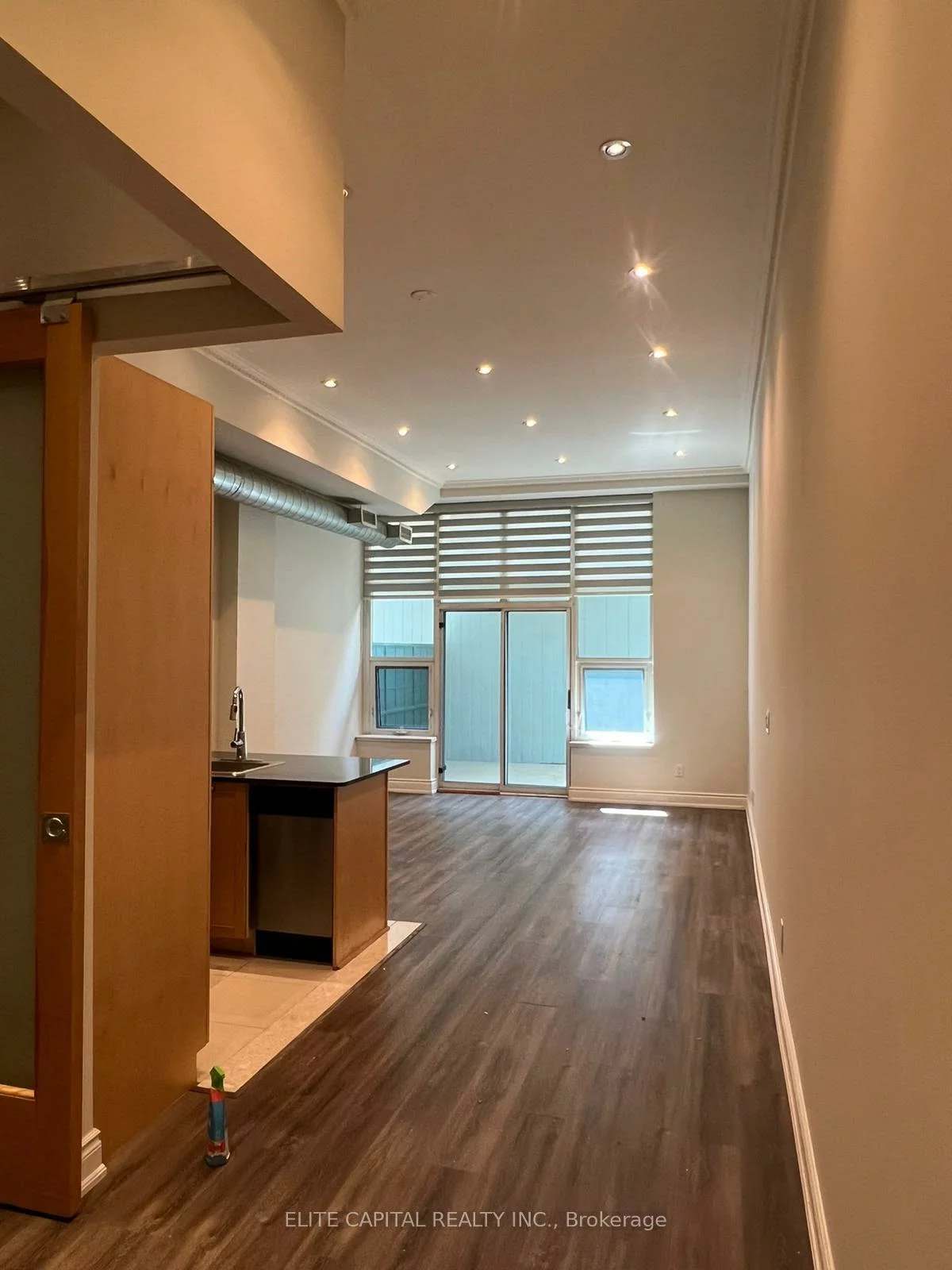 135, Dalhousie, Church-Yonge Corridor, Toronto