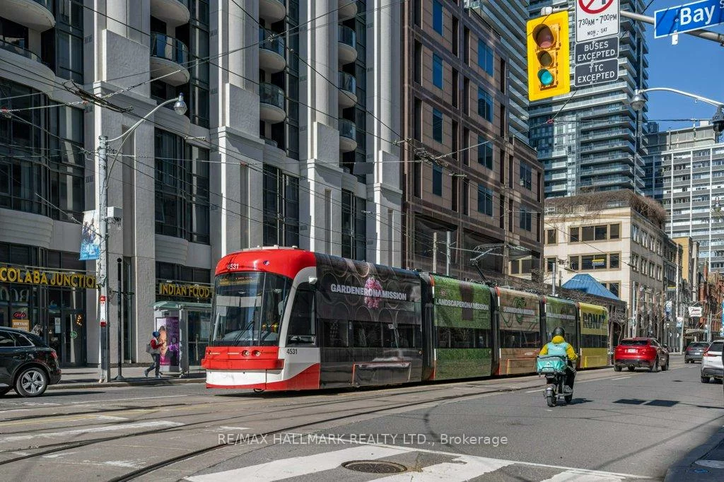 763, Bay, Bay Street Corridor, Toronto