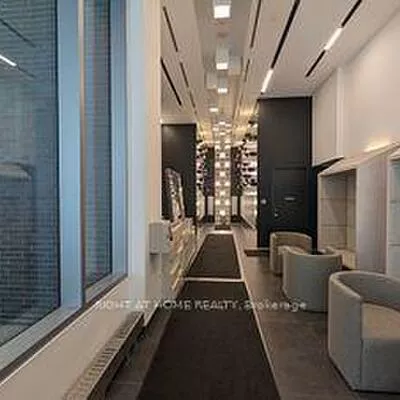 195, Redpath, Mount Pleasant West, Toronto