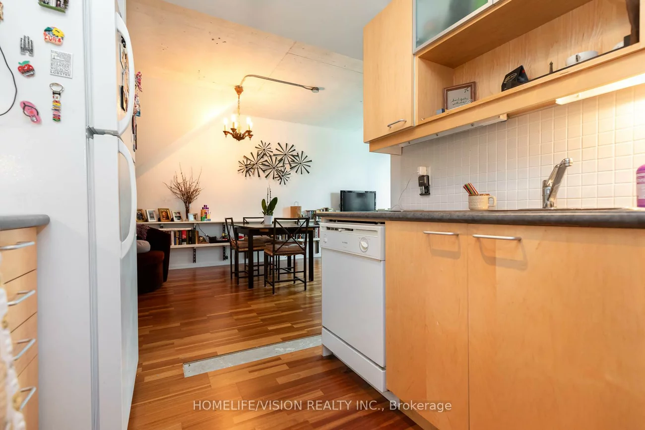 333, Adelaide, Moss Park, Toronto