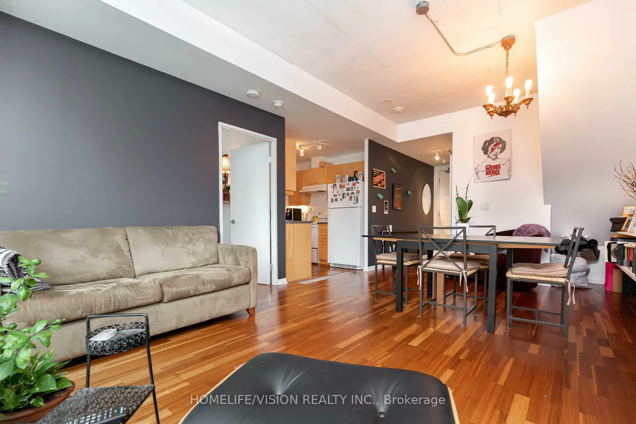333, Adelaide, Moss Park, Toronto