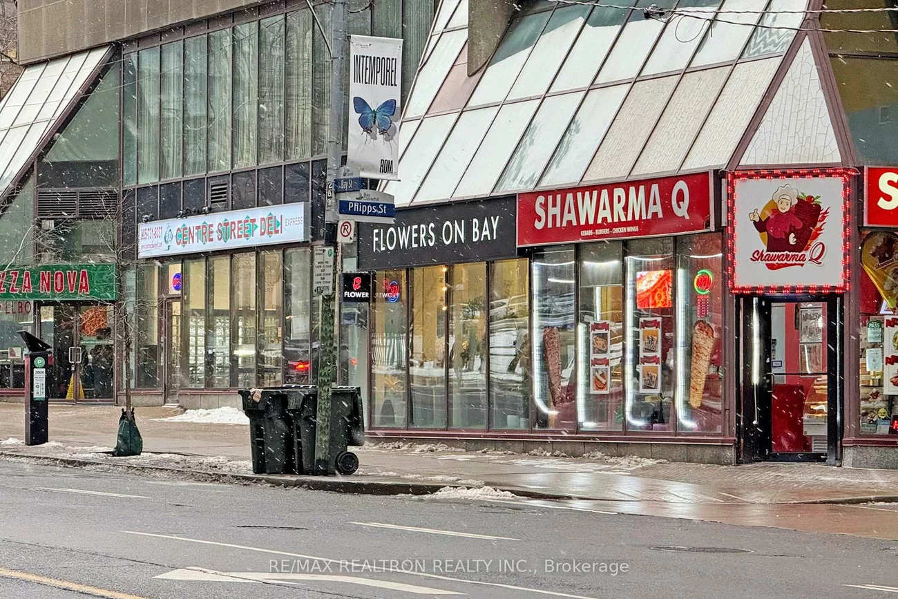 955, Bay, Bay Street Corridor, Toronto